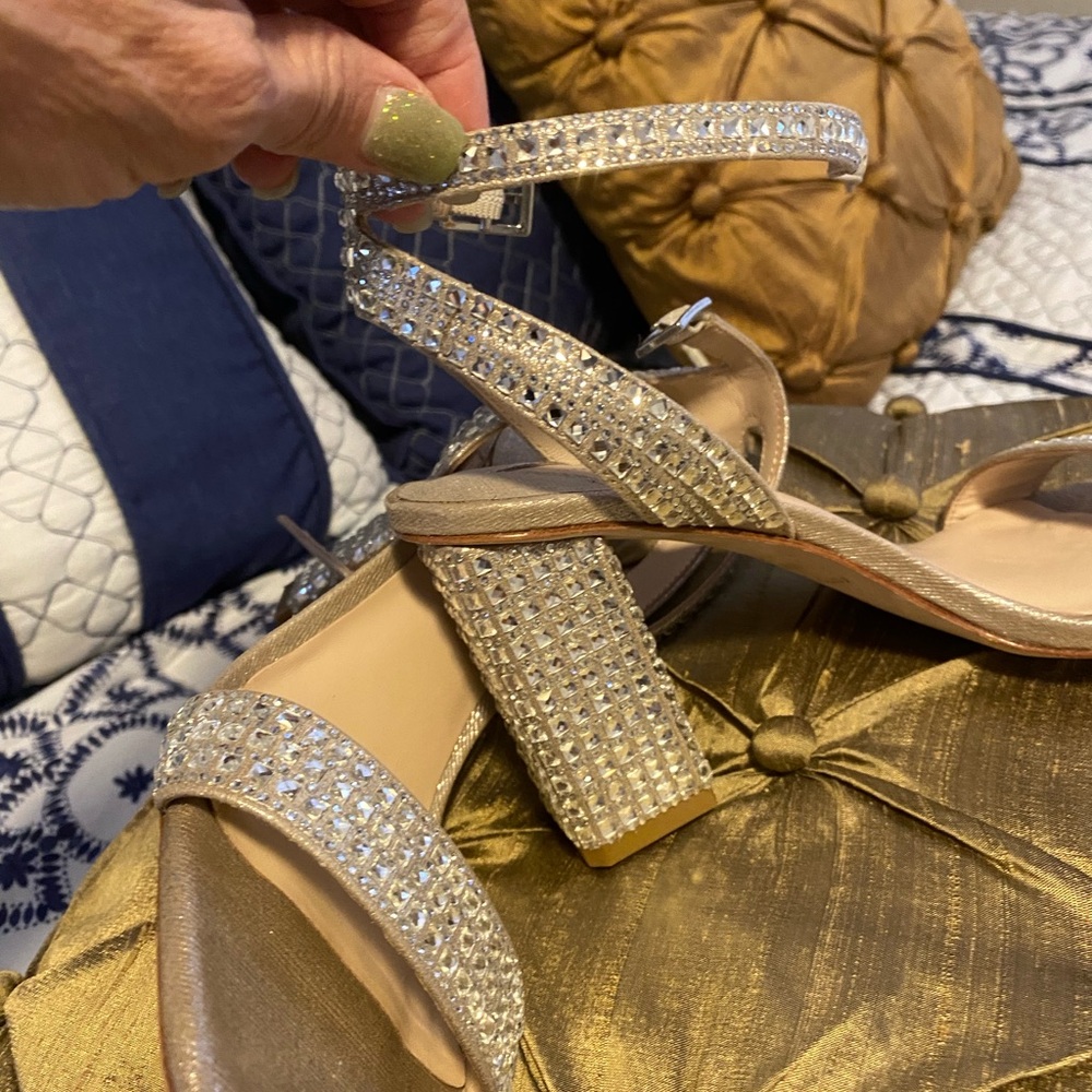 Antonio Melani heels